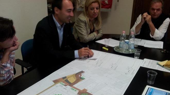Via ai lavori nella piazza don Milani