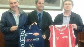 Basket in piazza iniziativa con 200 bambini