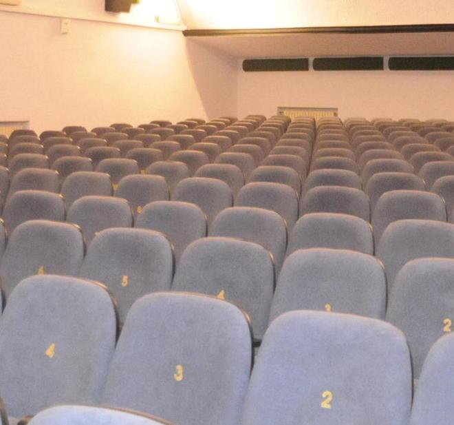 Infiltrazioni d’acqua, il cinema è ko 