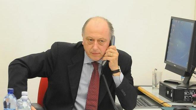 Tambellini promette: «Torno su Facebook»