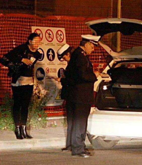 Multati dai vigili prostituta e cliente a Mandriale