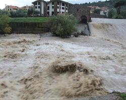 Una piscina di sette ettari al posto del vivaio. Il maltempo in provincia: Poggio a Caiano, Valdibisenzio, Prato 