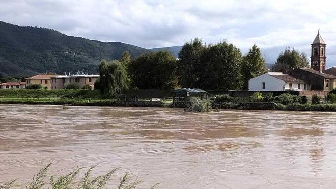 Passa l’onda di piena e anche la paura