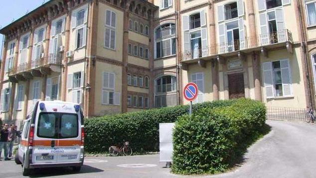 Autopsia per il bimbo morto dopo il parto in casa
