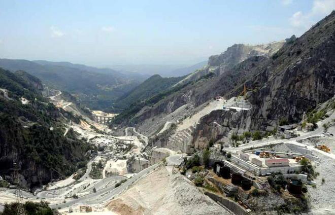 Altre 12 perquisizioni della Finanza 