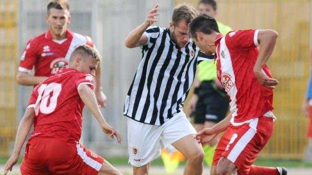 Grosseto travolgente in Coppa, 4 gol ad Ascoli