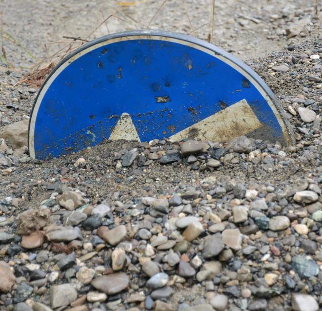 A Lajatico frana la strada della bonifica