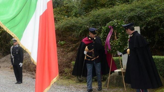 L’omaggio ai tre poliziotti uccisi 38 anni fa a Montiscendi