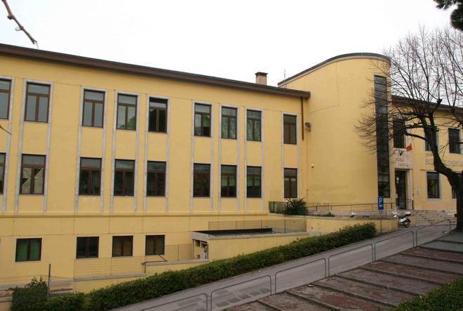 Gli studenti occupano l’istituto Don Lazzeri