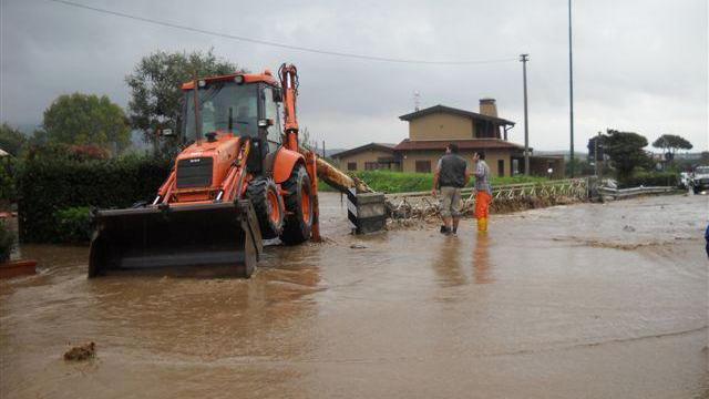Incubo maltempo, isolato il paese di Tirli