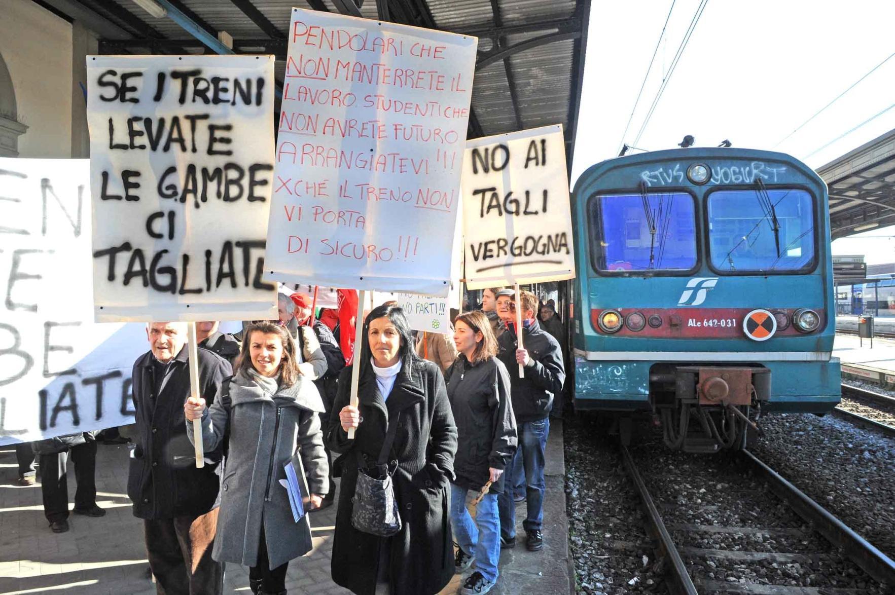 Soppressione Intercity: Rossi e altri 8 presidenti scrivono a Letta 