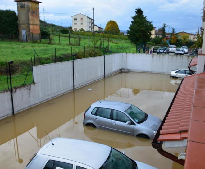 Parcheggi sott’acqua, residenti infuriati 