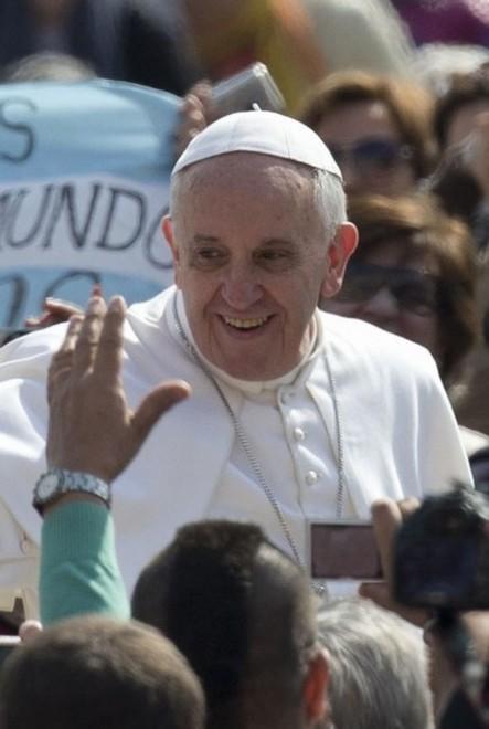 Benedetti da Papa Francesco amministratori e volontari
