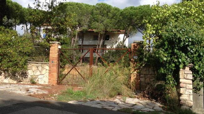 Tredici appartamenti al posto della villa