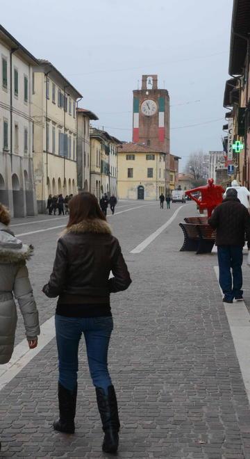 Il Pd va in aiuto della giunta: «Il corso resti chiuso» 