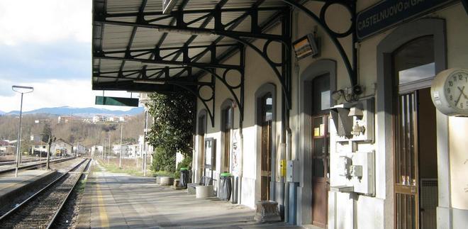 Una giornata da incubo per i pendolari dei treni