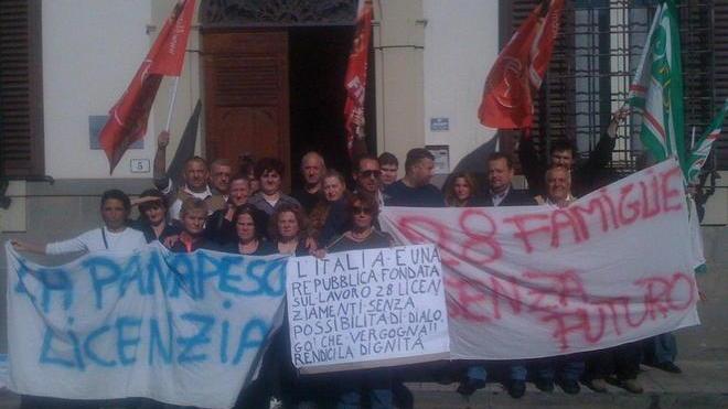 No al dialogo da Panapesca Licenziamenti più vicini