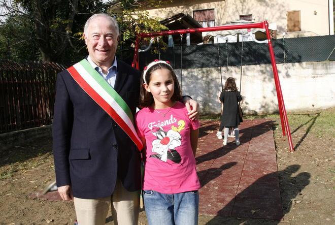 Festa a Strettoia per il nuovo parco giochi