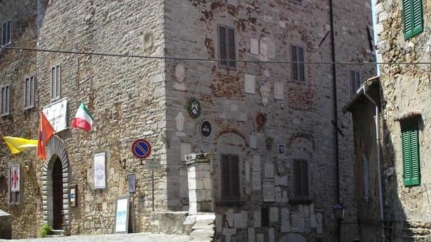 S’inaugura la mostra delle opere di Guarnieri
