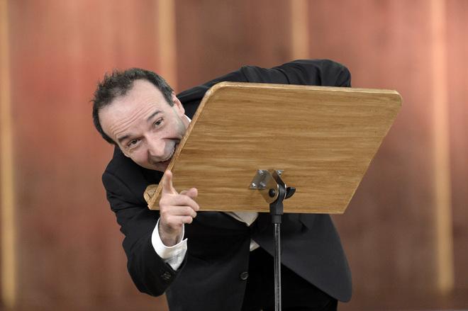 Buon compleanno Roberto. Benigni compie 61 anni 