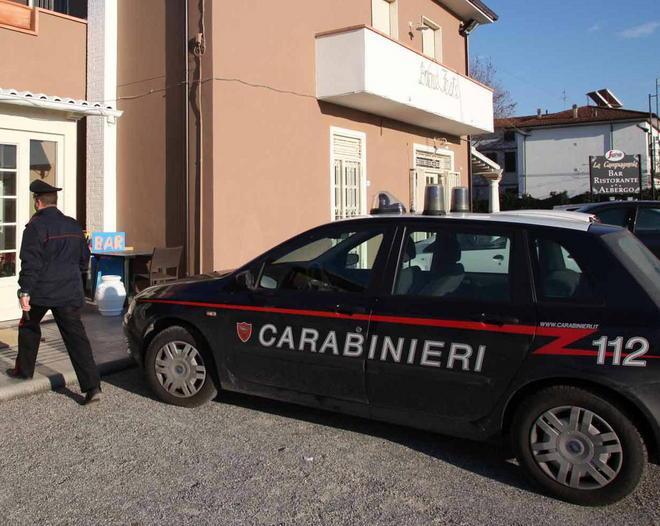 Semina il panico nel centro commerciale: arrestato 