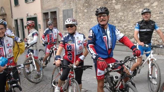 Prato, alla 3ª Cantucciata prima la faticata sui pedali poi il buffet