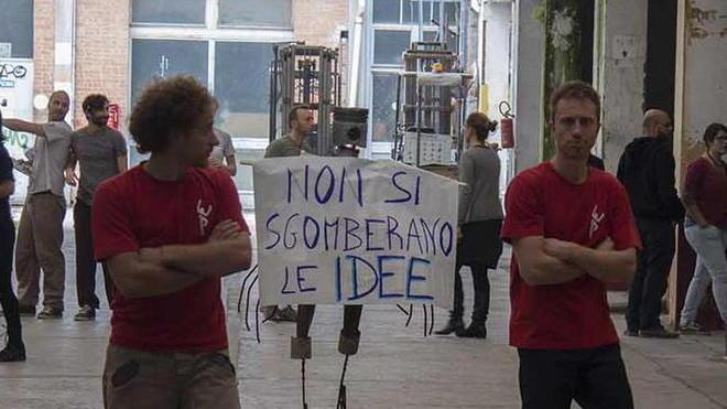 Dentro la vecchia fabbrica arte, cultura e politica