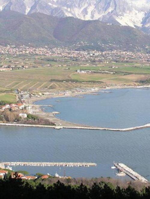 Rubati i motori di tre barche 