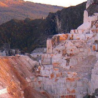 «Il furto alle cave va avanti da anni» 