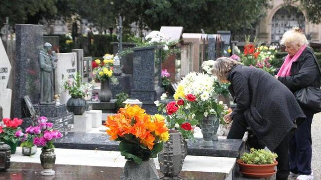 Il cimitero ai privati Ditta si presenta a Monsummano
