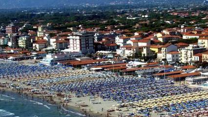Abusi edilizi nei bagni: decine di sanzioni in arrivo