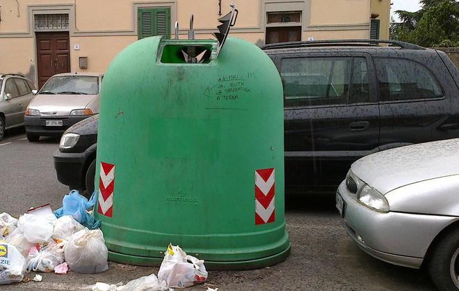 Raccolta del vetro, sospesa una cooperativa 