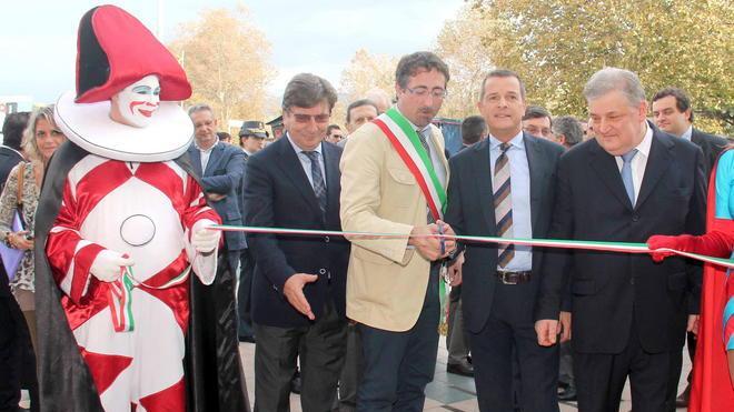Via ai nuovi servizi di Confcommercio