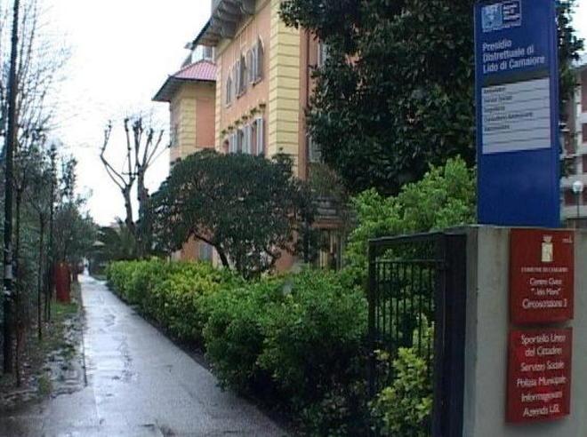 Caserma dei carabinieri all’interno di villa Emilia 
