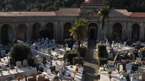 Esumazioni al cimitero Ecco le famiglie interessate