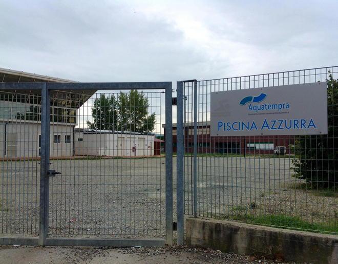 Piscina, 1.200 castellani invocano la riapertura 