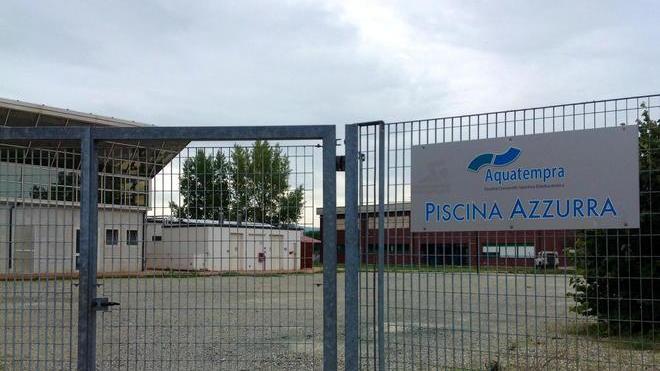 Piscina, 1.200 castellani invocano la riapertura
