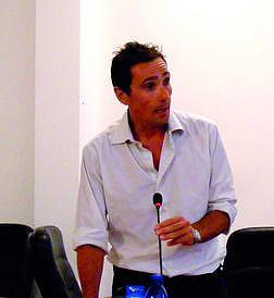 «Marcia su Roma gloriosa», frase choc su Fb di un politico del Pdl di Porto Torres 