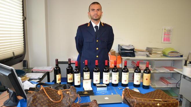 Nel trolley bottiglie di vino rubate, restituita la refurtiva dopo 4 mesi