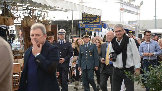 Vanno alla fiera per compiere piccoli furti