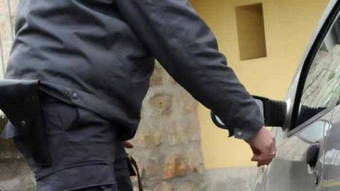 Spacciavano coca nelle discoteche