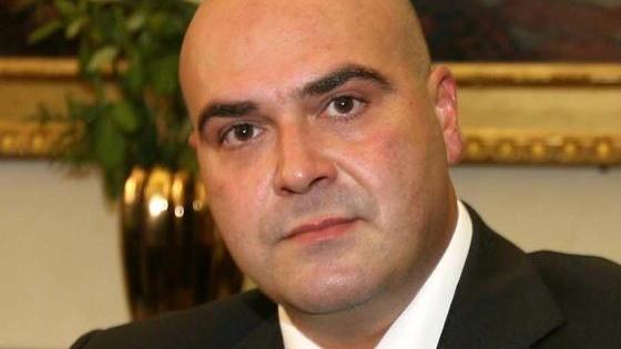 Le manichette ci sono, l’acqua invece no