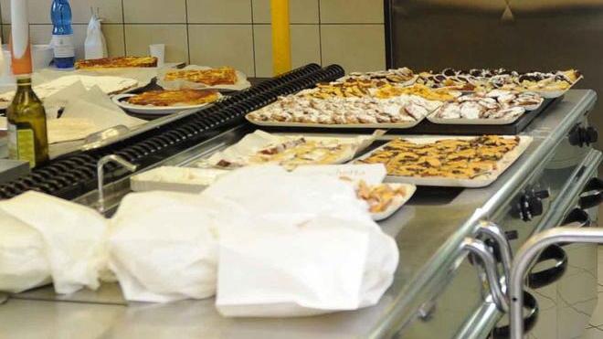 Dussmann chiude la cucina nove lavoratori a rischio