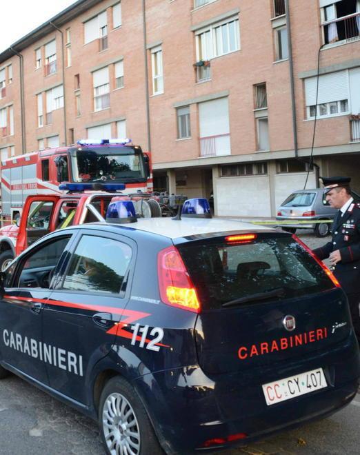 Rogo nell’appartamento carabiniere salva anziana 