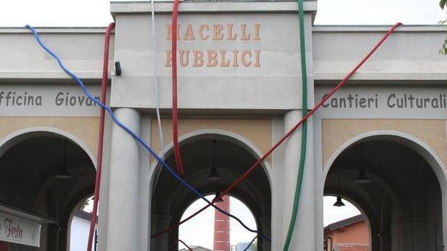 Musica, radio, teatro via ai laboratori dedicati ai ragazzi