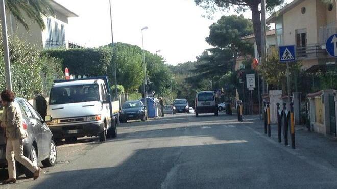 Su via dei Macchiaioli pronto il percorso pedonale