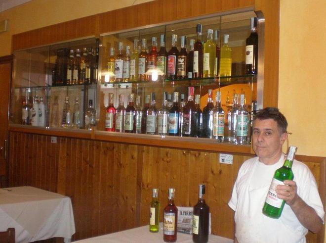 Liquori fatti con le erbe nate sul monte Pisano 