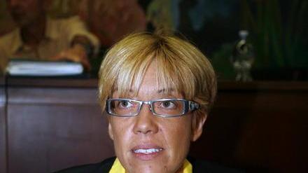 Frosini: indegno accostare svastica a falce e martello