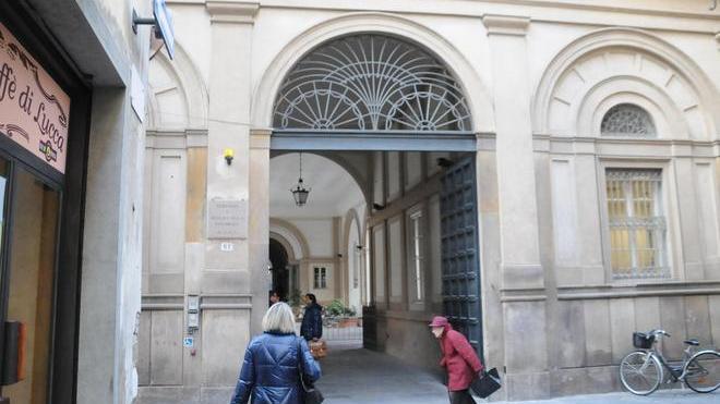 Rapinato dopo l’elemosina