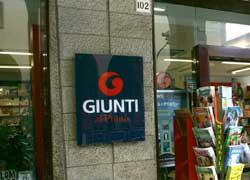 La libreria Giunti si trasferisce e diventa più grande